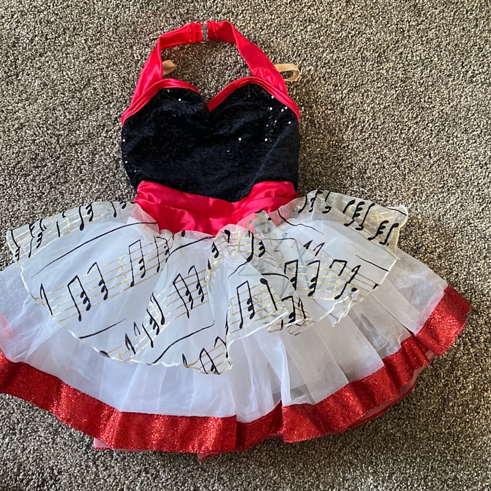 Little girls music notes dance costume